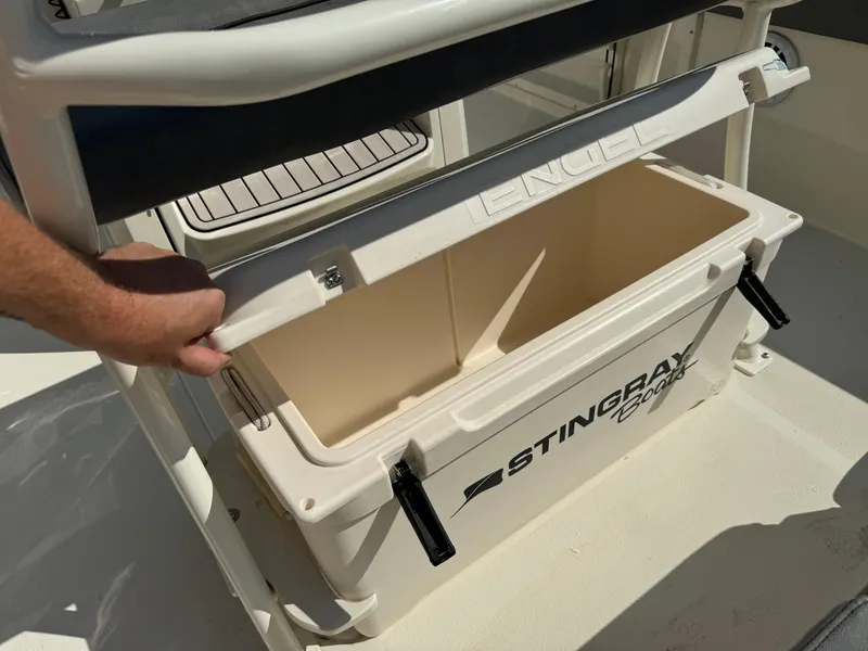 Slide: The Image of 2022 Stingray 206 CC boat hull identification number plate. - 23