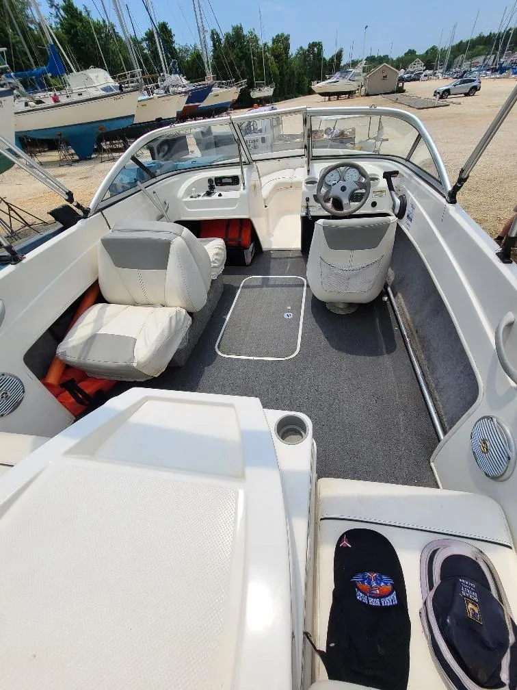 Slide: The Image of Bayliner 175 Bowrider 2012 - 3