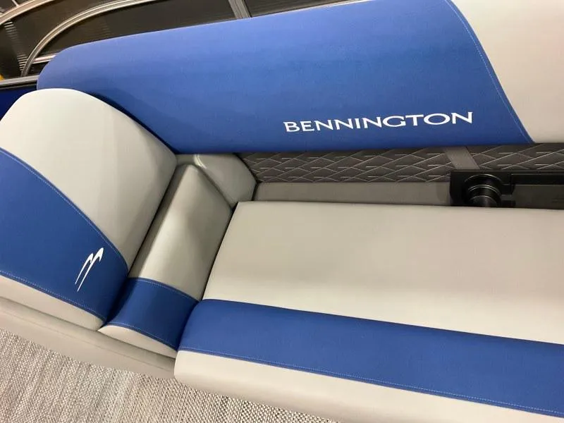 Slide: The Image of Bennington 22 SL 2024 - 9