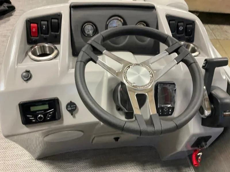 Slide: The Image of Bennington 21 SL 2024 - 9