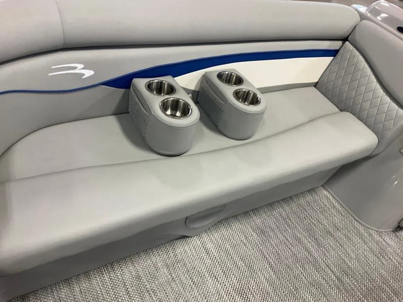 Slide: The Image of Bennington 20 SVL 2024 - 10