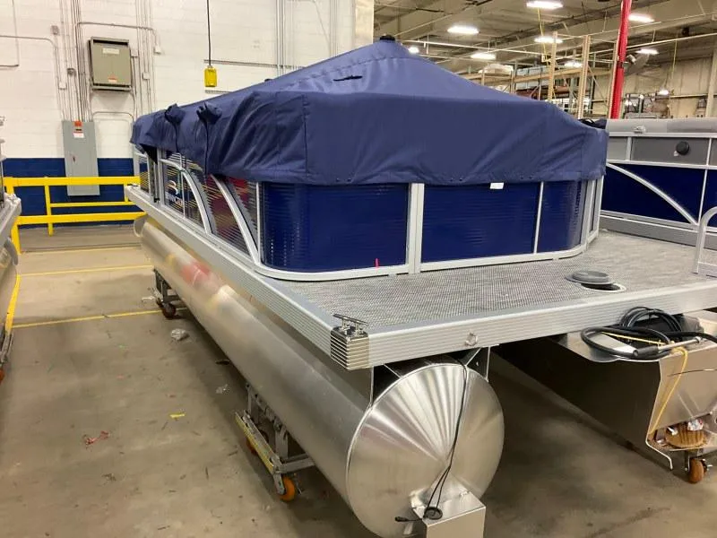 Slide: The Image of Bennington 20 SVL 2024 - 6