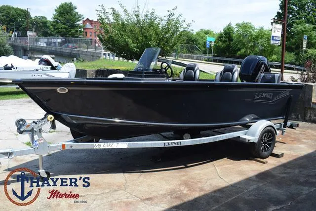 Slide: The Image of 2025 Lund 1675 Adventure SS boat on a trailer at Thayer's Marine. - 9