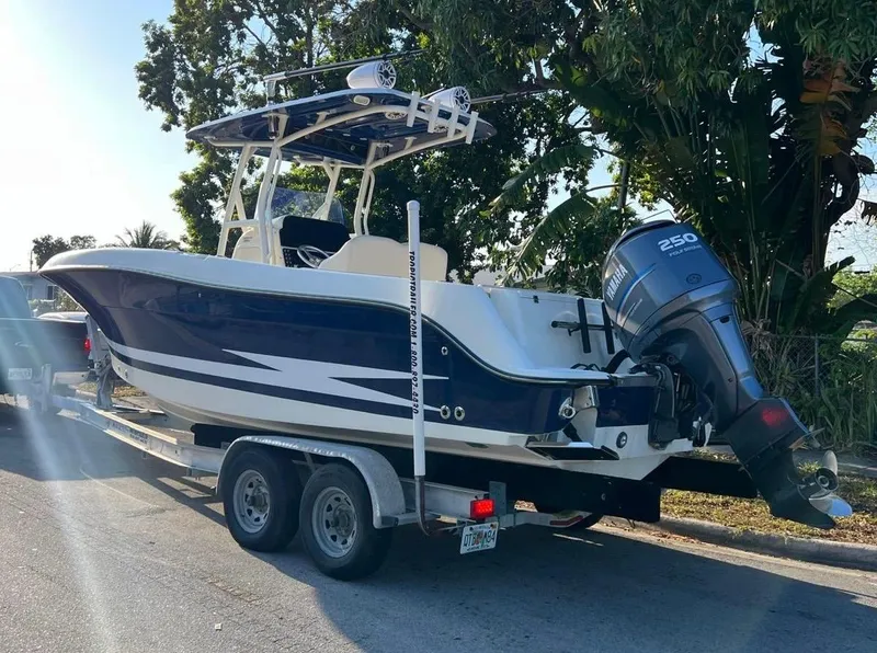 Slide: The Image of 2006 Hydra-Sports Vector 2500 CC boat on trailer with Yamaha 250 outboard motor. - 2