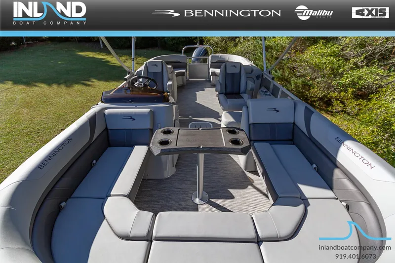 Slide: The Image of 2023 Bennington 22 SXSR pontoon boat with spacious seating and modern design. - 15