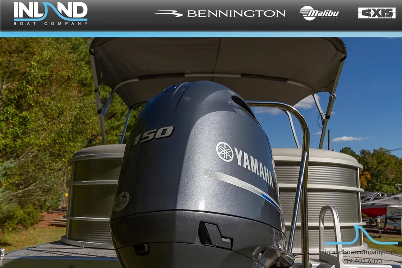 Slide: The Image of 2023 Bennington 22 SXSR pontoon boat with Yamaha 150 outboard motor. - 6