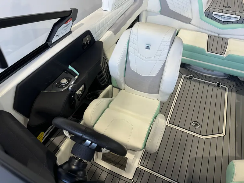Slide: The Image of Nautique Super Air Nautique G21 2024 - 21