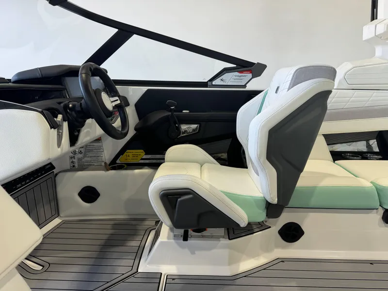 Slide: The Image of Nautique Super Air Nautique G21 2024 - 23