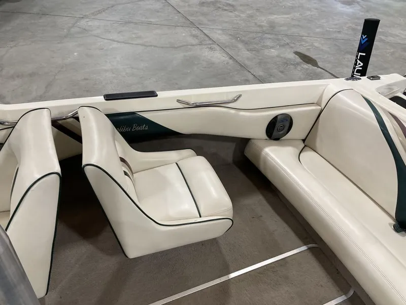 Slide: The Image of Malibu Boats Flightcraft 1997 - 4