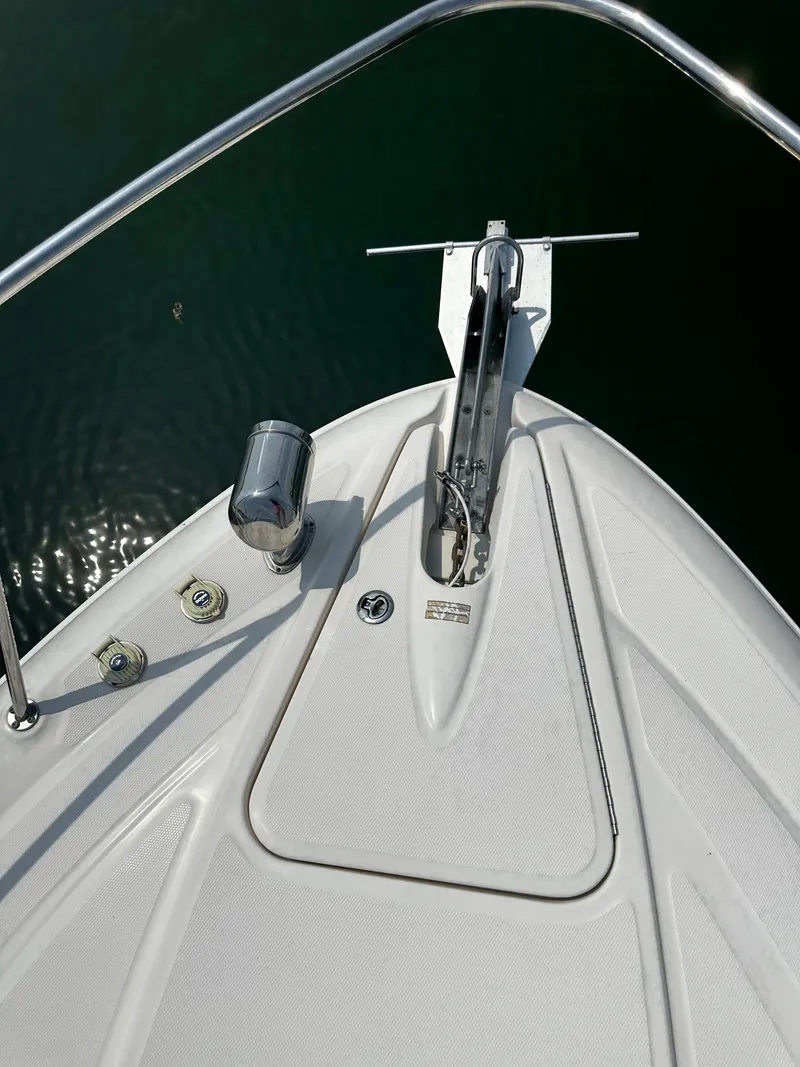 Slide: The Image of 10 anchor and controls - 10