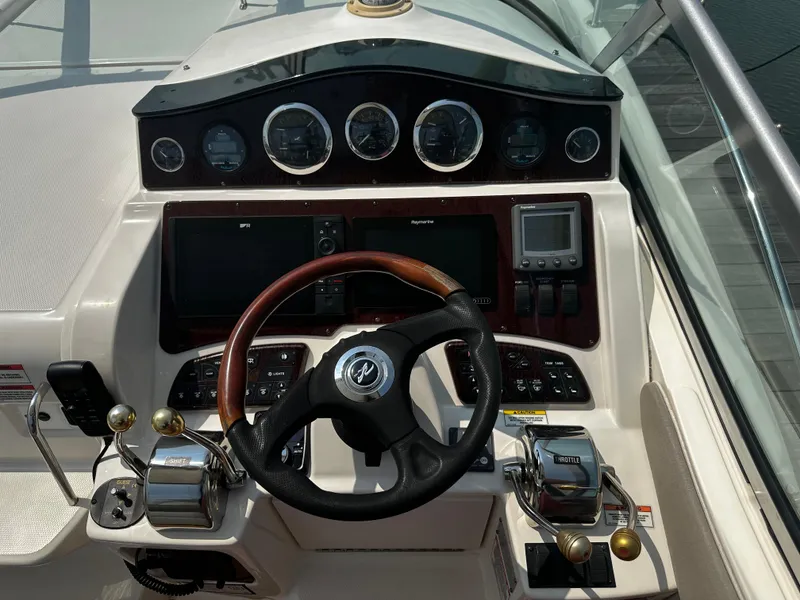 Slide: The Image of 11 helm - 11