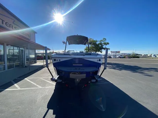 Slide: The Image of Axis Wake Research T220 2022 - 14