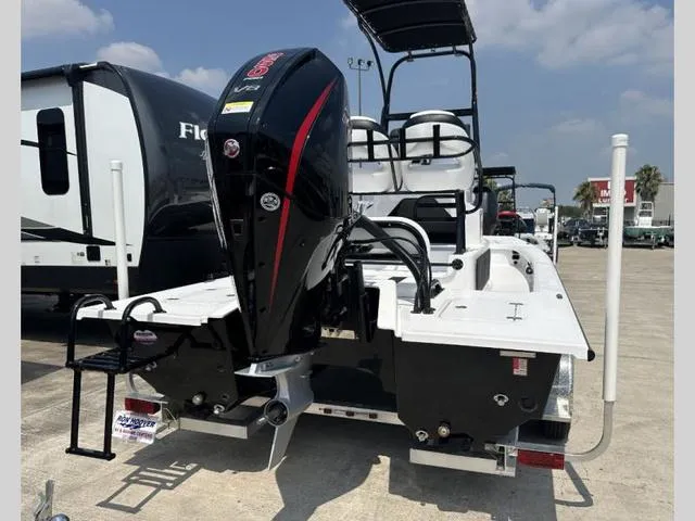 Slide: The Image of Majek M2 ILLUSION 2024 - 6