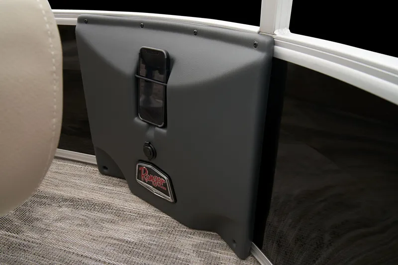 Slide: The Image of Ranger Reata 220FC 2024 - 67