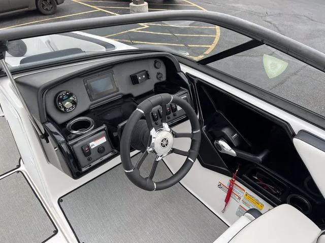 Slide: The Image of Yamaha SX195 2022 - 12