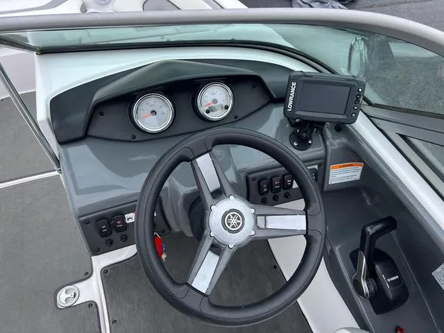 Slide: The Image of Yamaha SX190 2017 - 10