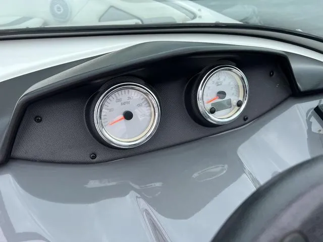 Slide: The Image of Yamaha SX190 2017 - 12