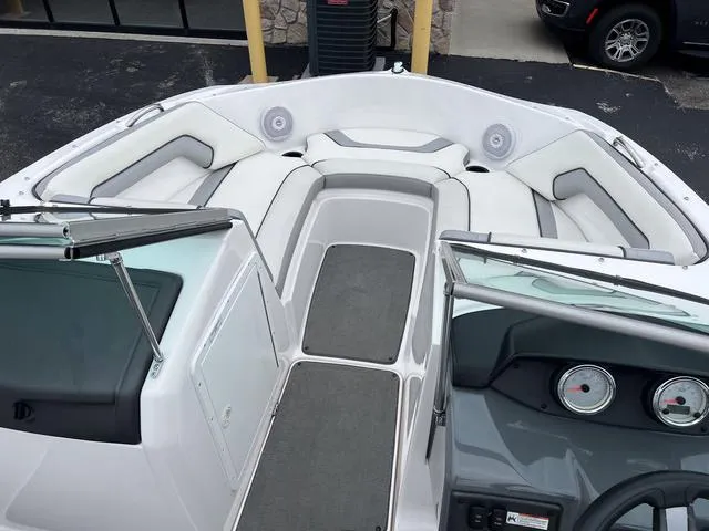 Slide: The Image of Yamaha SX190 2017 - 16