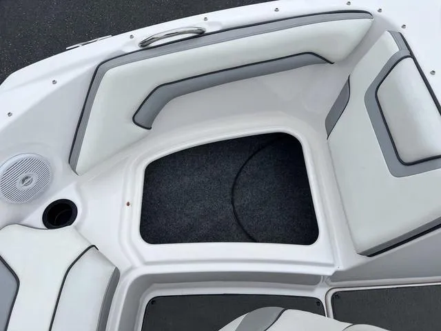 Slide: The Image of Yamaha SX190 2017 - 20