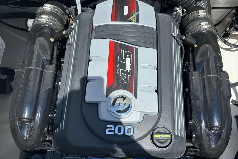 Slide: The Image of 2023 Bayliner VR4 boat engine, 200 horsepower, close-up view. - 4