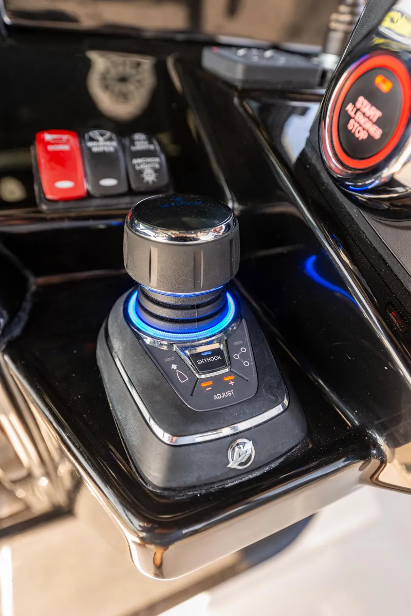 Slide: The Image of Joystick control panel of the 2024 HCB 39 Speciale boat. - 32