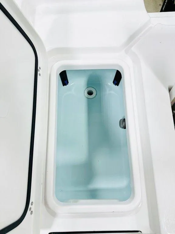 Slide: The Image of 2024 Sportsman MASTERS 247 BAY livewell compartment. - 14