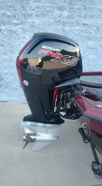 Slide: The Image of 2021 Vexus AVX1880 with Mercury Pro XS 115 outboard motor. - 10