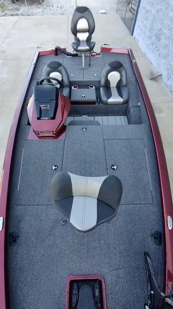 Slide: The Image of 2021 Vexus AVX1880 fishing boat with seating and storage compartments. - 8