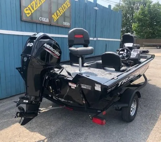 Slide: The Image of 2025 Tracker Pro Team 175 Crappie Edition boat with Mercury 50 engine at Sizzle Marine. - 3