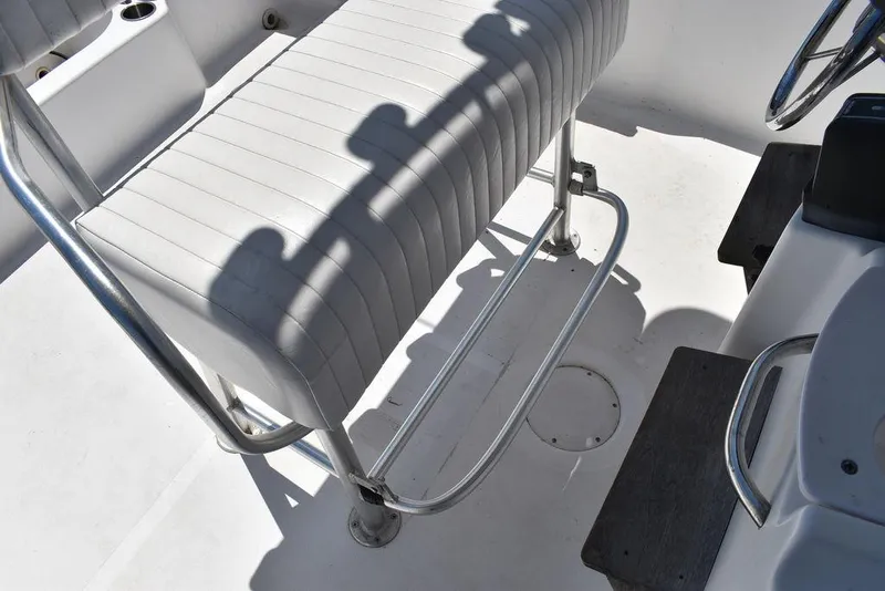 Slide: The Image of Pro-Line 21 Sport Center Console 2006 - 54