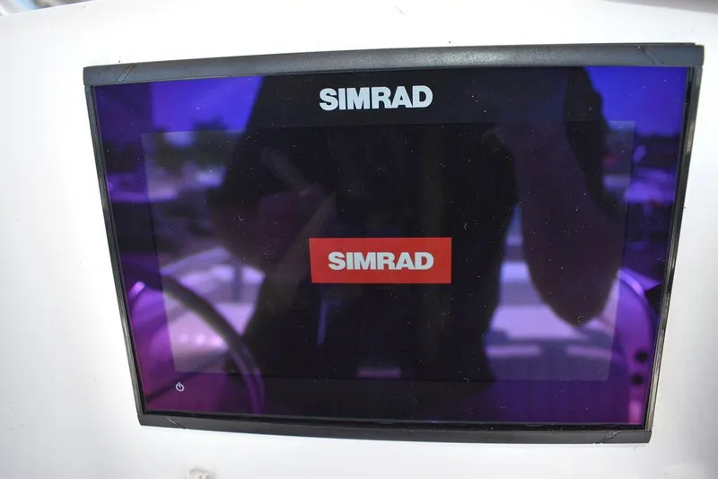 Slide: The Image of Pro-Line 21 Sport Center Console 2006 - 56