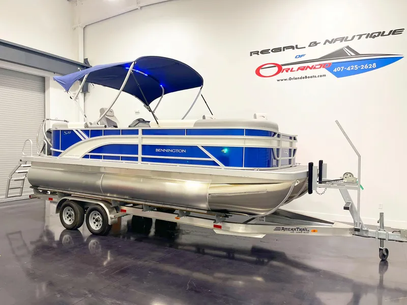The Image of 2025 Bennington 20S pontoon boat on trailer at Regal & Nautique of Orlando. - 0
