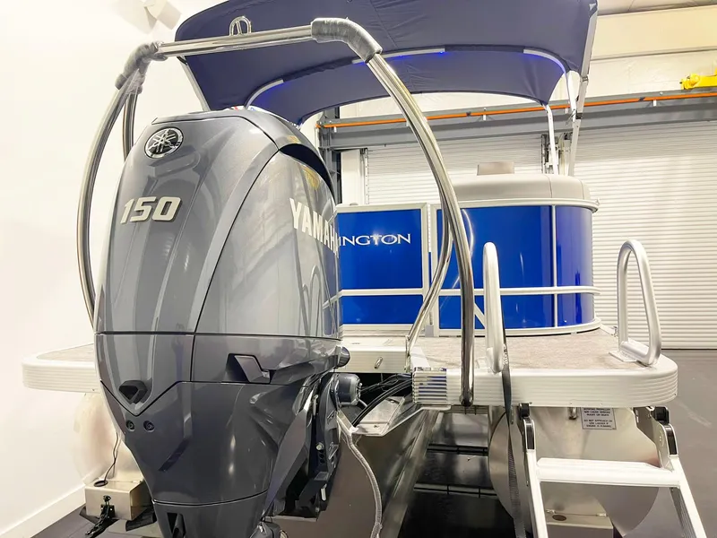 Slide: The Image of 2025 Bennington 20S pontoon boat with Yamaha 150 outboard motor. - 5