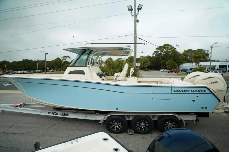 Slide: The Image of Grady-White Canyon 306 2025 - 0