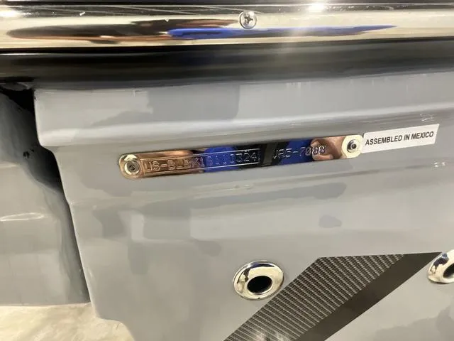 Slide: The Image of 2024 Bayliner VR5 Bowrider boat identification plate and assembly details. - 6