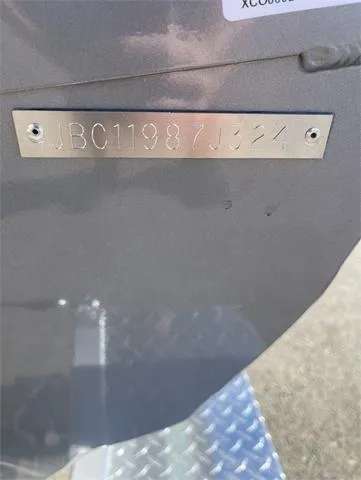 Slide: The Image of Xpress H17 W/Yamaha 90HP "SHO" 2024 - 13