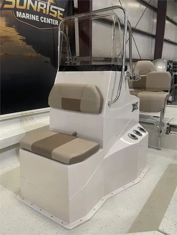 Slide: The Image of 2024 Xpress H22B W/Yamaha 175 SHO boat console at Sunrise Marine Center. - 8