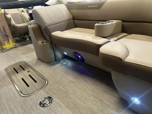 Slide: The Image of Luxurious interior of the 2025 Veranda VR25RC with Yamaha 250 SHO engine. - 14