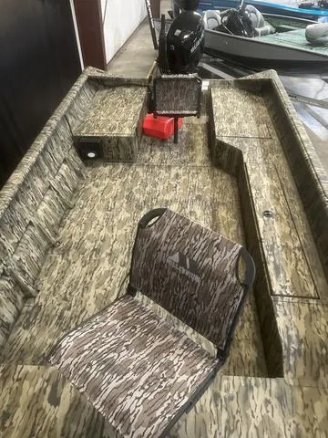 Slide: The Image of SeaArk 2072SLD W/Suzuki 90 2024 - 7