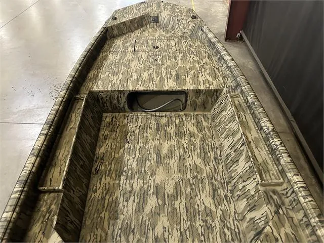 Slide: The Image of SeaArk Slayer 1548 NO MOTOR 2024 - 8