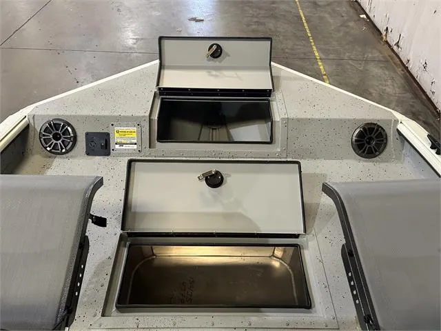 Slide: The Image of SeaArk 2472 Big Easy W/Suzuki 250 2024 - 10