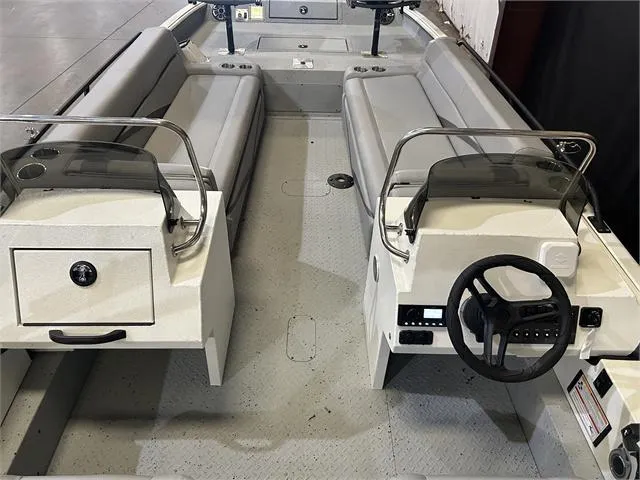 Slide: The Image of SeaArk 2472 Big Easy W/Suzuki 250 2024 - 12