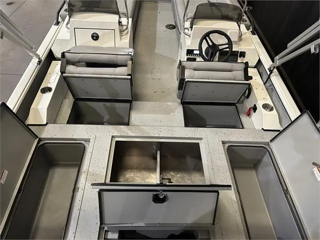 Slide: The Image of SeaArk 2472 Big Easy W/Suzuki 250 2024 - 18