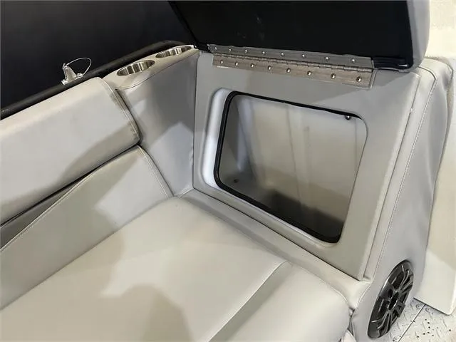 Slide: The Image of SeaArk 2472 Big Easy W/Suzuki 250 2024 - 19