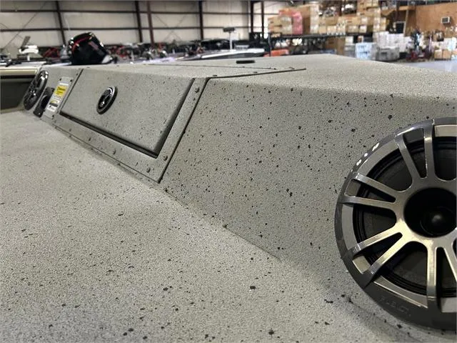 Slide: The Image of SeaArk 2472 Big Easy W/Suzuki 250 2024 - 20