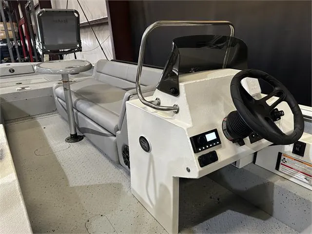 Slide: The Image of SeaArk 2472 Big Easy W/Suzuki 250 2024 - 25