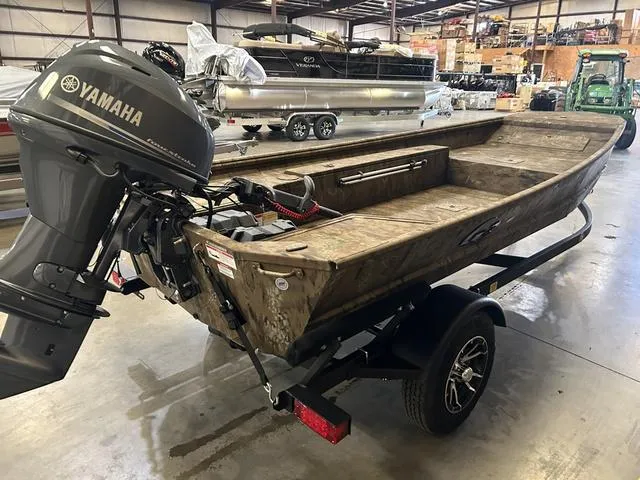 Slide: The Image of G3 15 DK W/Yamaha 40HP 2025 - 5