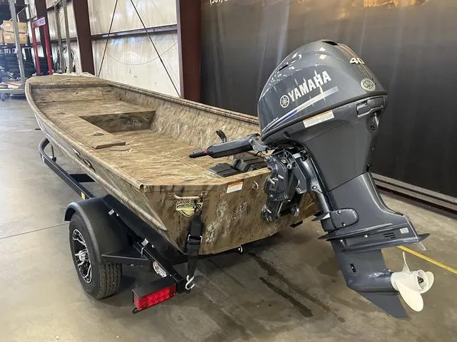 Slide: The Image of G3 15 DK W/Yamaha 40HP 2025 - 6