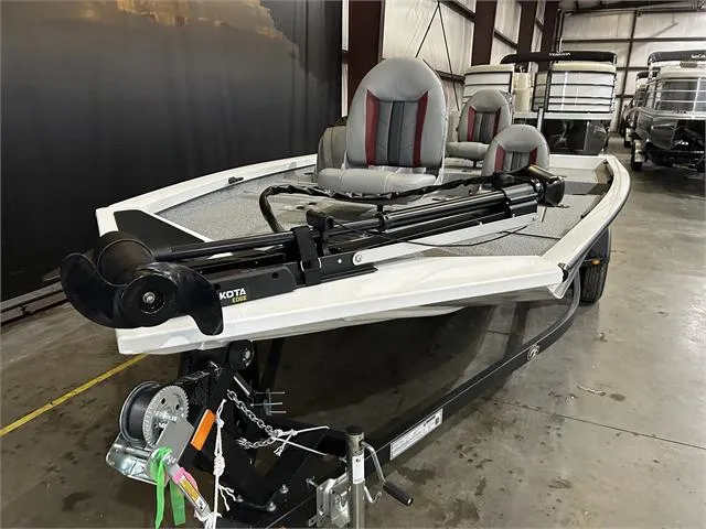 Slide: The Image of 2024 G3 Sportsman 1610 Vnl with Yamaha 50HP, displayed in a showroom. - 2