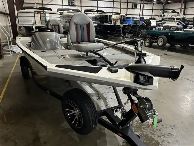 Slide: The Image of 2024 G3 Sportsman 1610 Vnl with Yamaha 50HP in showroom. - 3